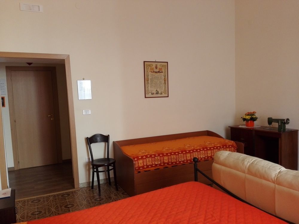 Bed And Breakfast Casa Mariella Naples Luaran gambar