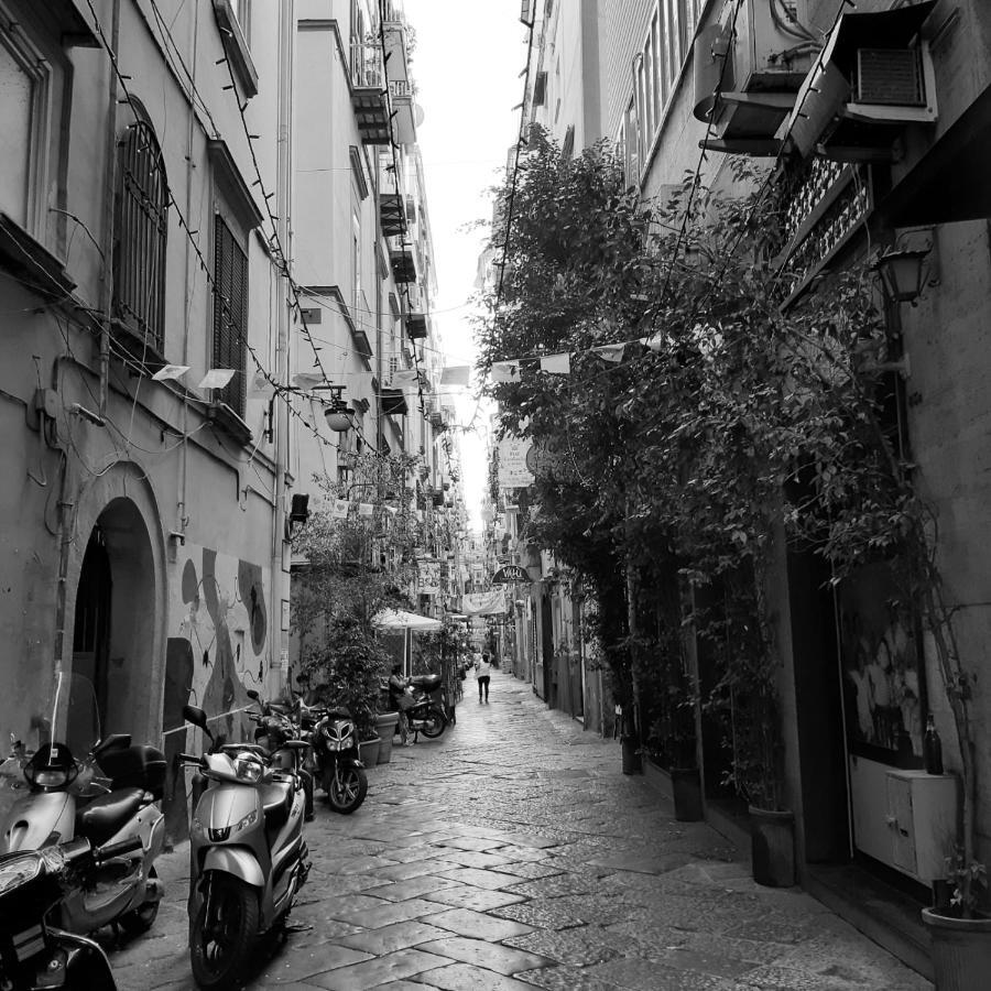 Bed And Breakfast Casa Mariella Naples Luaran gambar